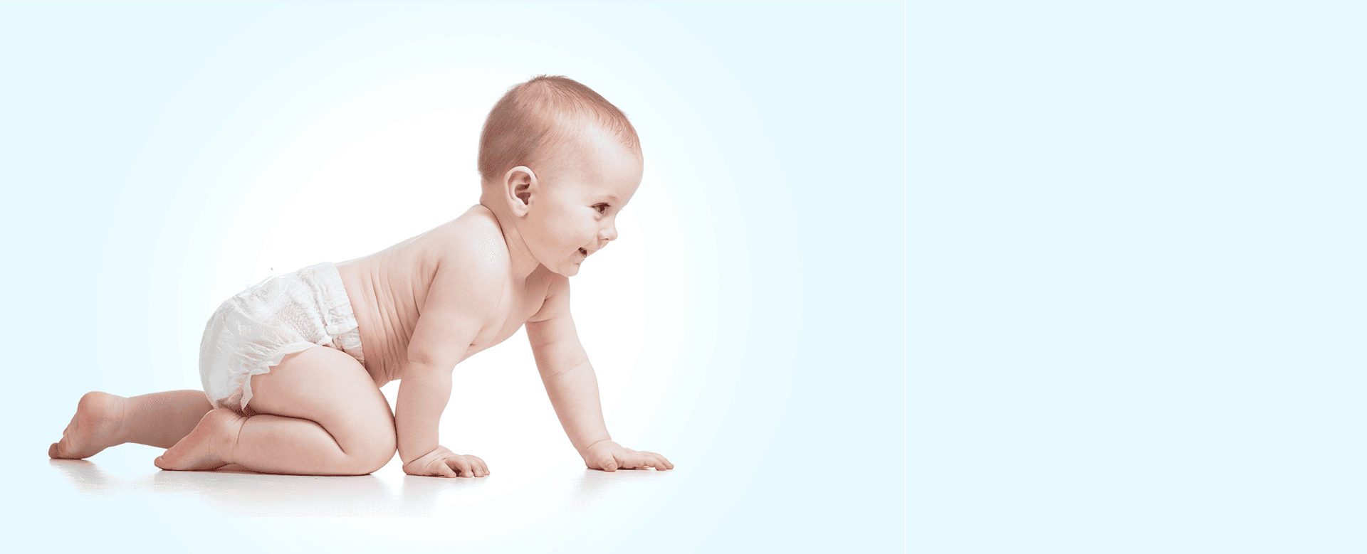 A runner tying his shoes